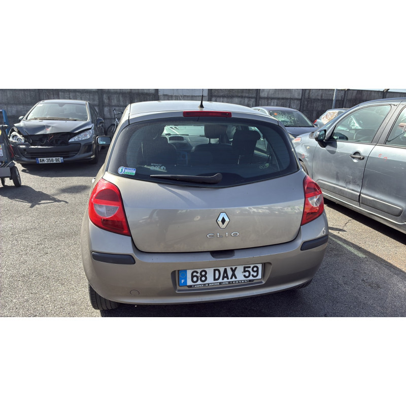 Fermeture de capot RENAULT CLIO 3 Photo n°17