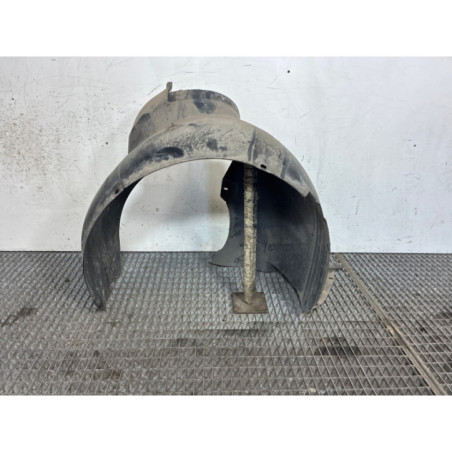 Pare boue avant droit VOLKSWAGEN POLO 4 Photo n°1