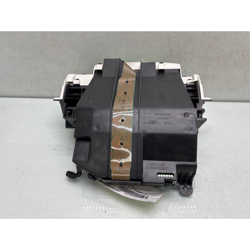 Compteur TOYOTA YARIS 1 Photo n°2
