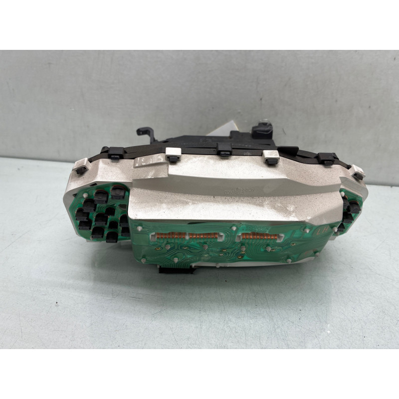 Compteur TOYOTA YARIS 1 Photo n°4