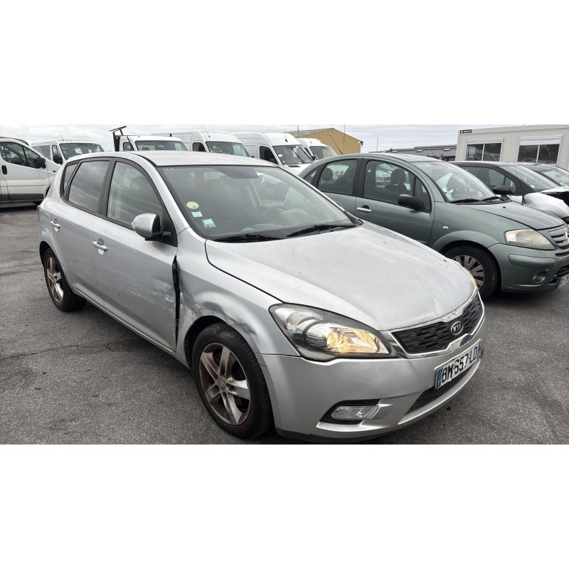 Compteur KIA CEE-D 1 Photo n°19