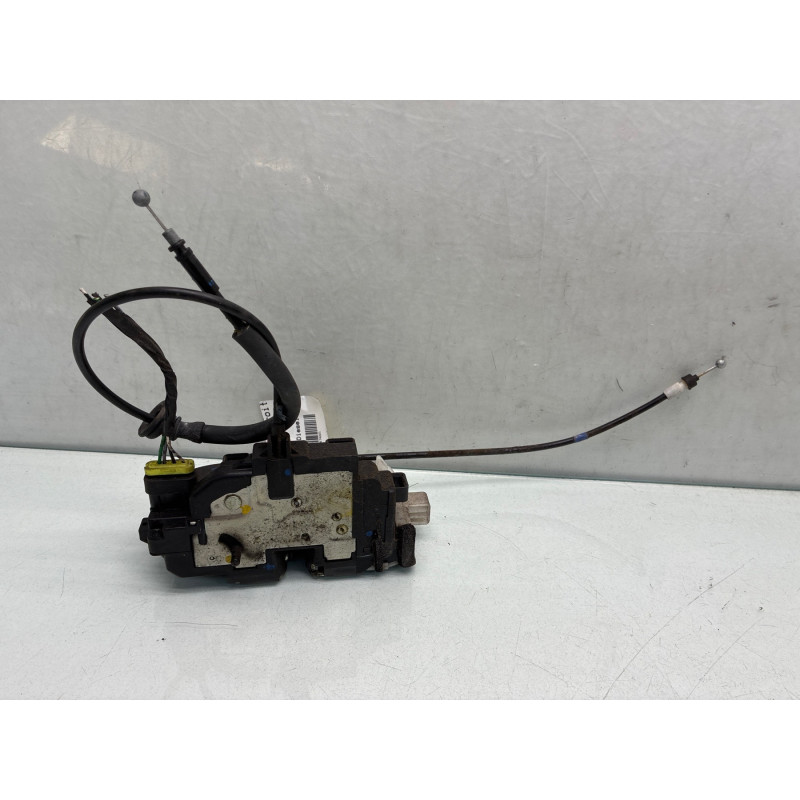 Serrure arriere droit KIA CEE-D 1 Photo n°1