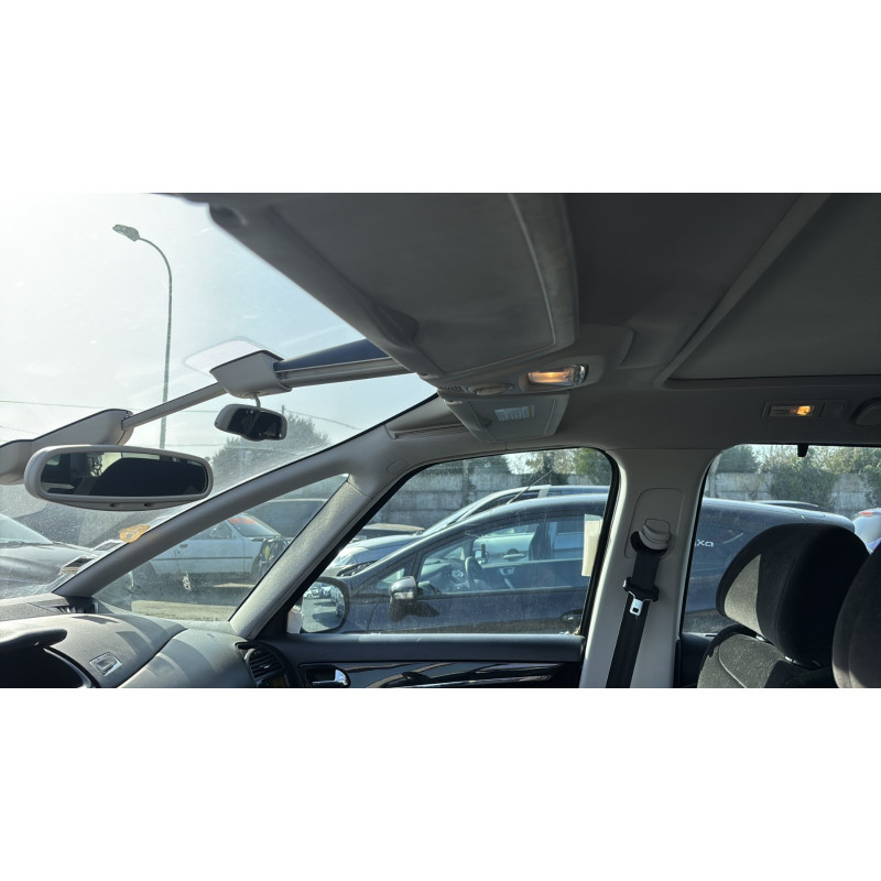 Pare boue avant droit CITROEN C4 GRAND PICASSO 1 Photo n°18