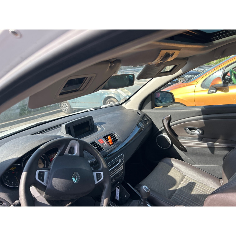 Boitier de prechauffage RENAULT MEGANE 3 Photo n°20