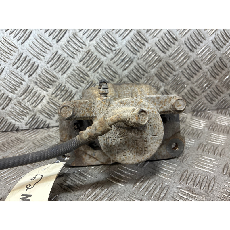 Etrier avant gauche (freinage) TOYOTA RAV4 2 Photo n°1