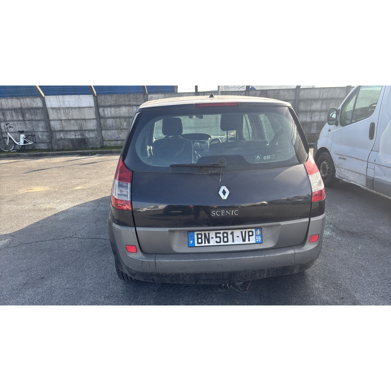 Feu arriere stop central RENAULT SCENIC 2 Photo n°8