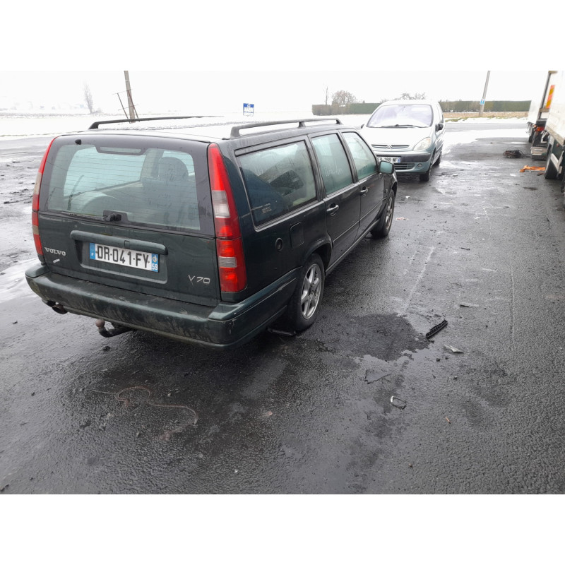 Malle/Hayon arriere VOLVO V 70 1 Photo n°7