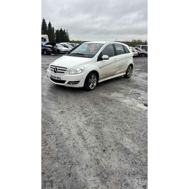 Capot MERCEDES CLASSE B 245 Photo n°7