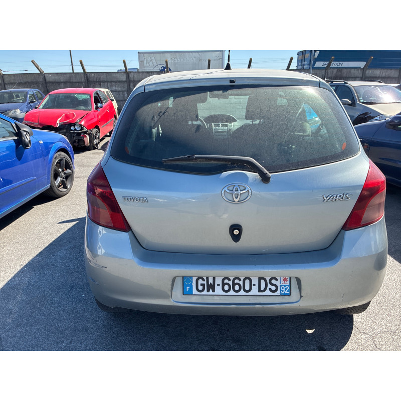 Aile avant droit TOYOTA YARIS 2 Photo n°10