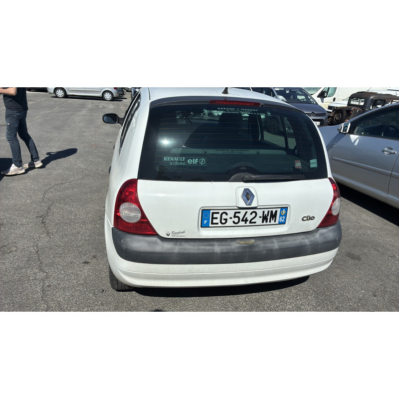 Aile avant gauche RENAULT CLIO 2 Photo n°8