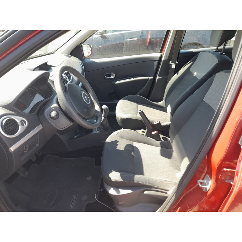 Aile avant droit RENAULT CLIO 3 Photo n°8