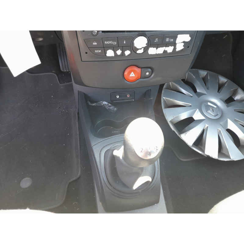 Aile avant droit RENAULT CLIO 3 Photo n°9