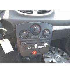 Aile avant droit RENAULT CLIO 3