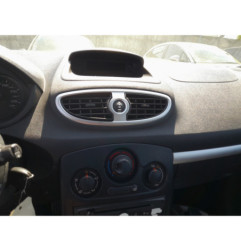 Aile avant droit RENAULT CLIO 3