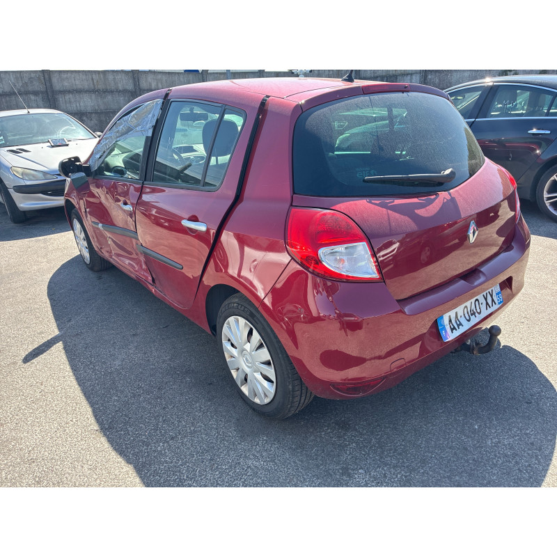 Aile avant droit RENAULT CLIO 3 Photo n°17