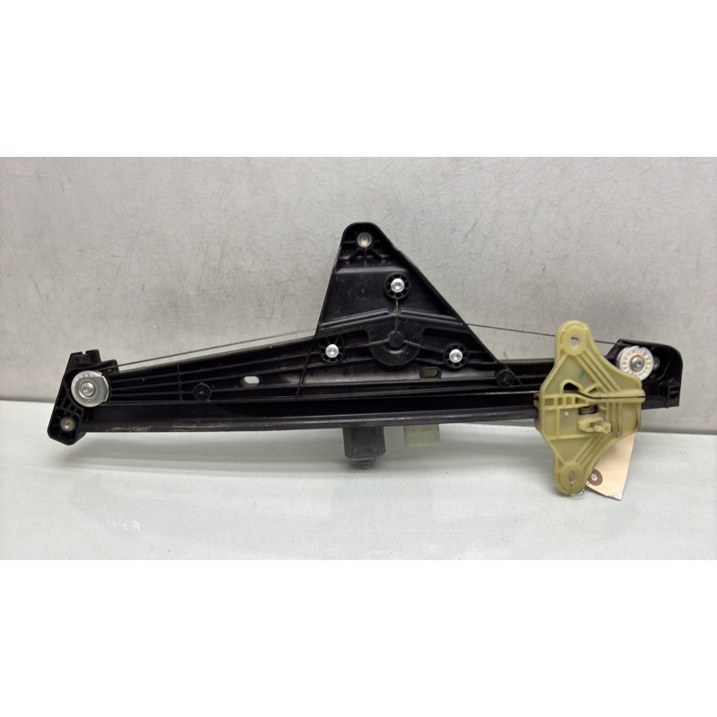 Leve vitre electrique avant droit RENAULT CLIO 5 Photo n°1