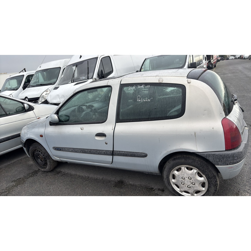 Optique avant principal droit (feux)(phare) RENAULT CLIO 2 Photo n°6