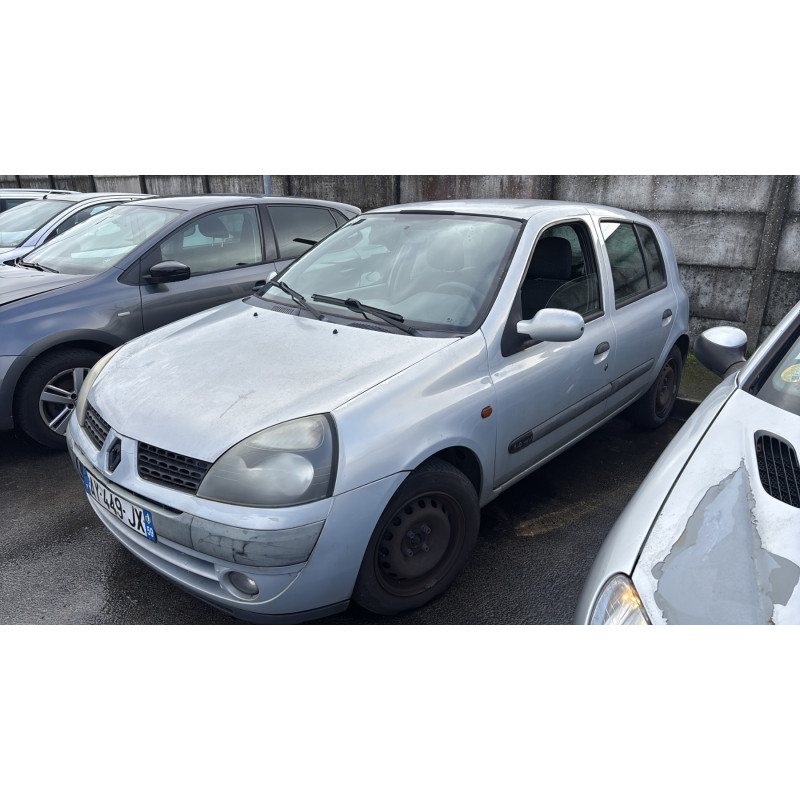 Capot RENAULT CLIO 2 Photo n°7
