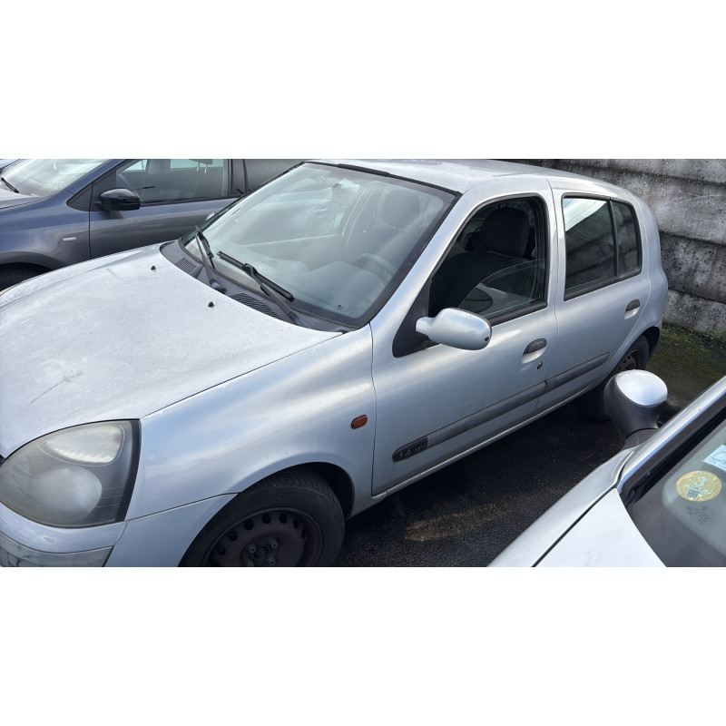 Capot RENAULT CLIO 2 Photo n°13