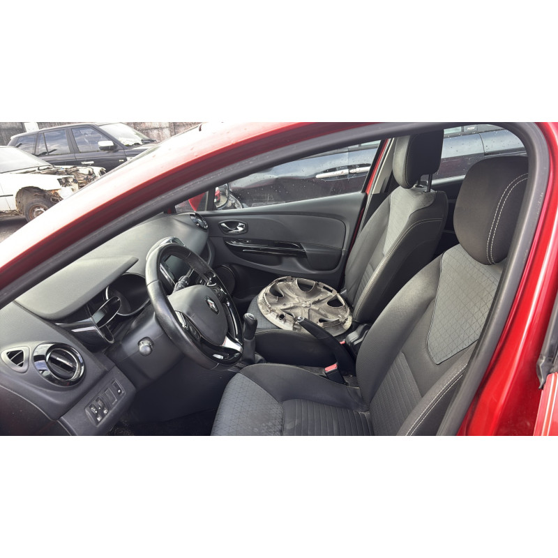 Custode arriere droit RENAULT CLIO 4 Photo n°14