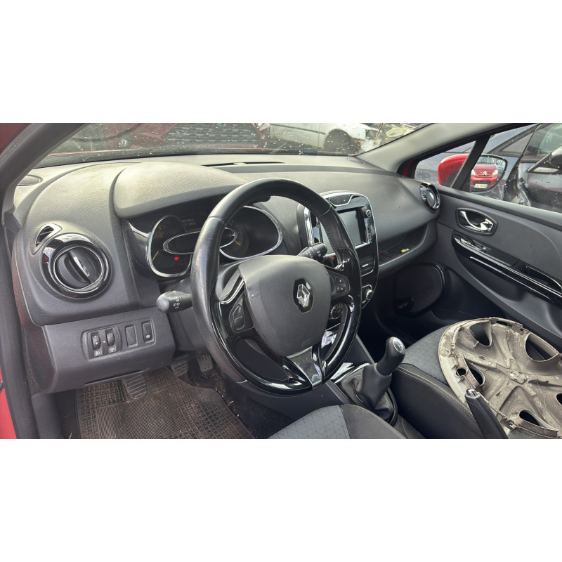 Custode arriere droit RENAULT CLIO 4 Photo n°15