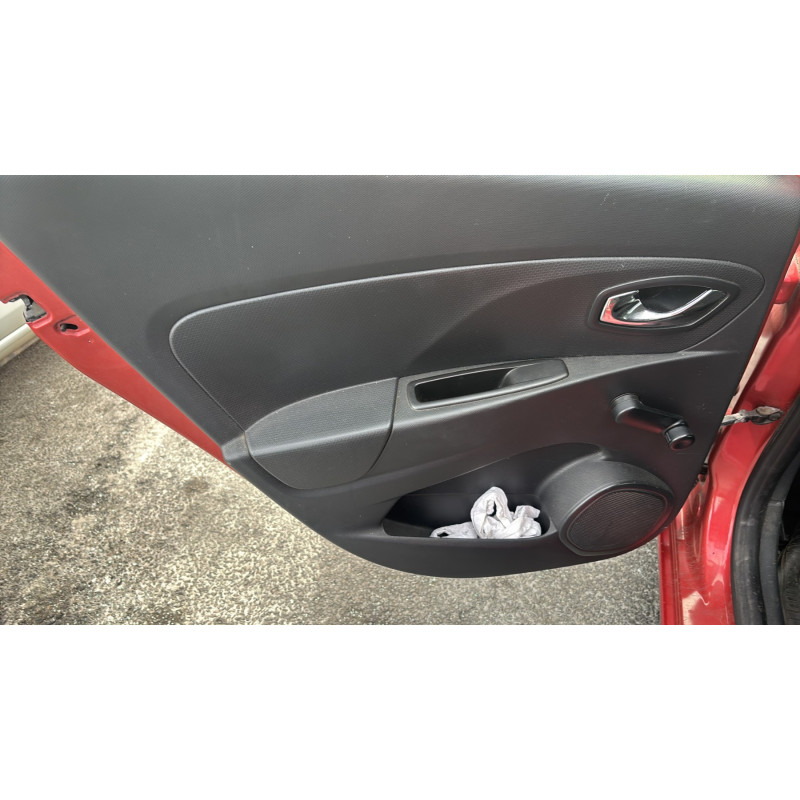 Custode arriere droit RENAULT CLIO 4 Photo n°18