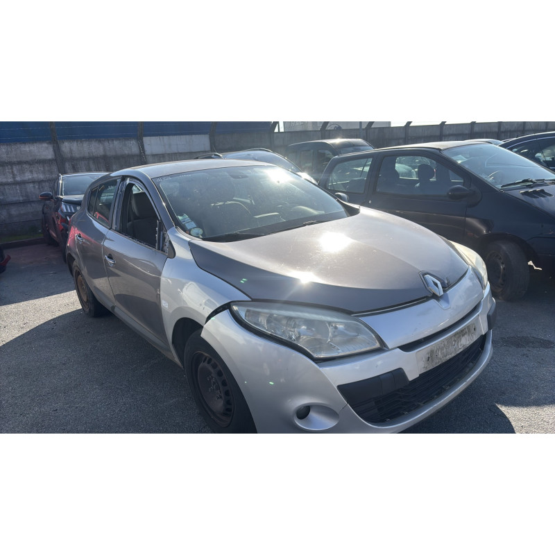 Malle/Hayon arriere RENAULT MEGANE 3 Photo n°6