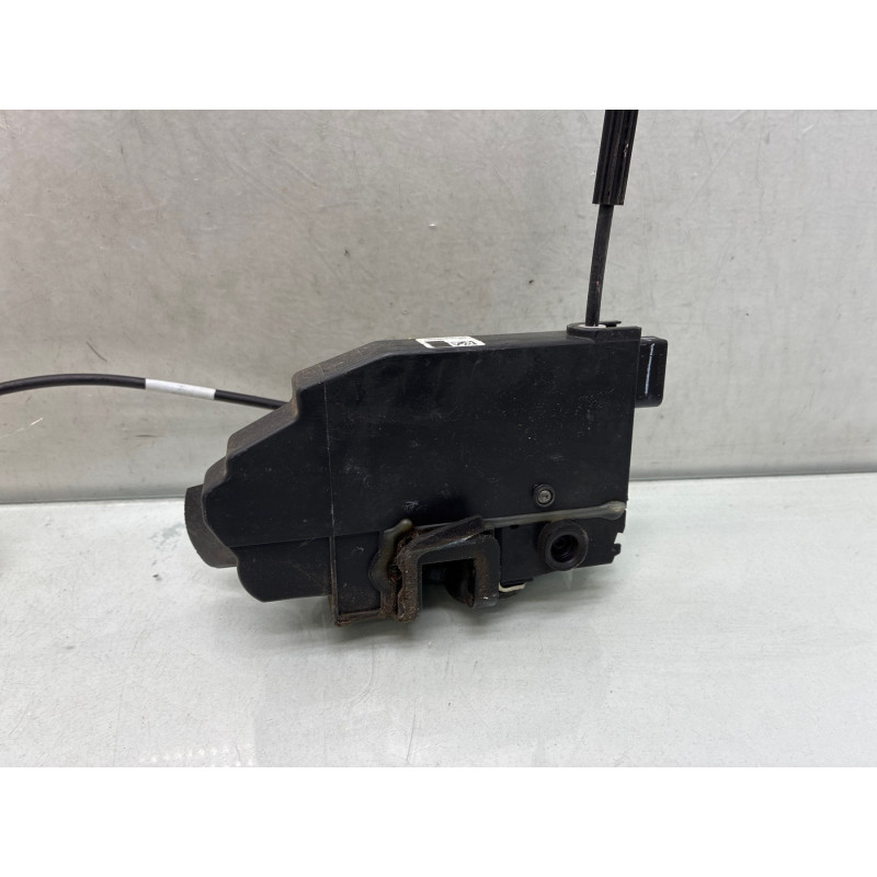 Serrure avant gauche PEUGEOT 308 2 SW Photo n°4