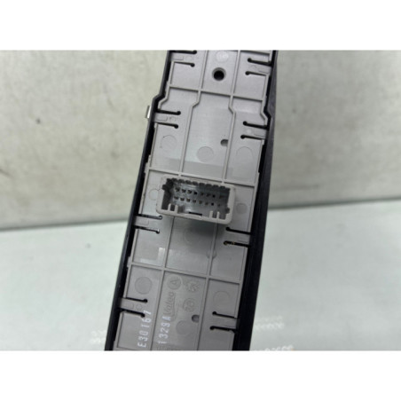 Interrupteur de leve vitre avant gauche RENAULT SCENIC 3