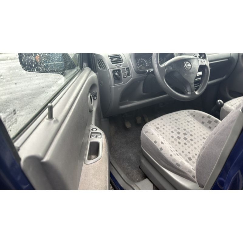 Feu arriere principal gauche (feux) OPEL AGILA A Photo n°10