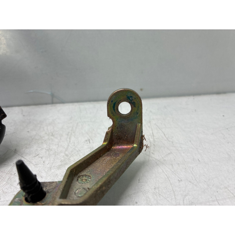 Pretensionneur de ceinture avant gauche OPEL CORSA B Photo n°3