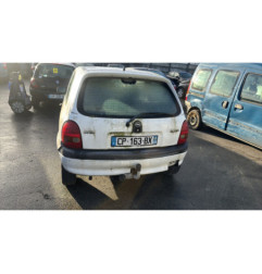 Pretensionneur de ceinture avant gauche OPEL CORSA B