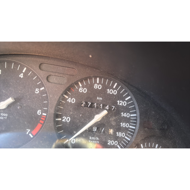 Pretensionneur de ceinture avant gauche OPEL CORSA B Photo n°19