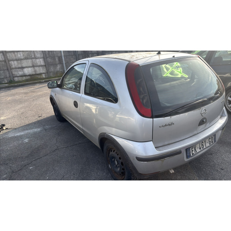 Feu arriere principal gauche (feux) OPEL CORSA C Photo n°7