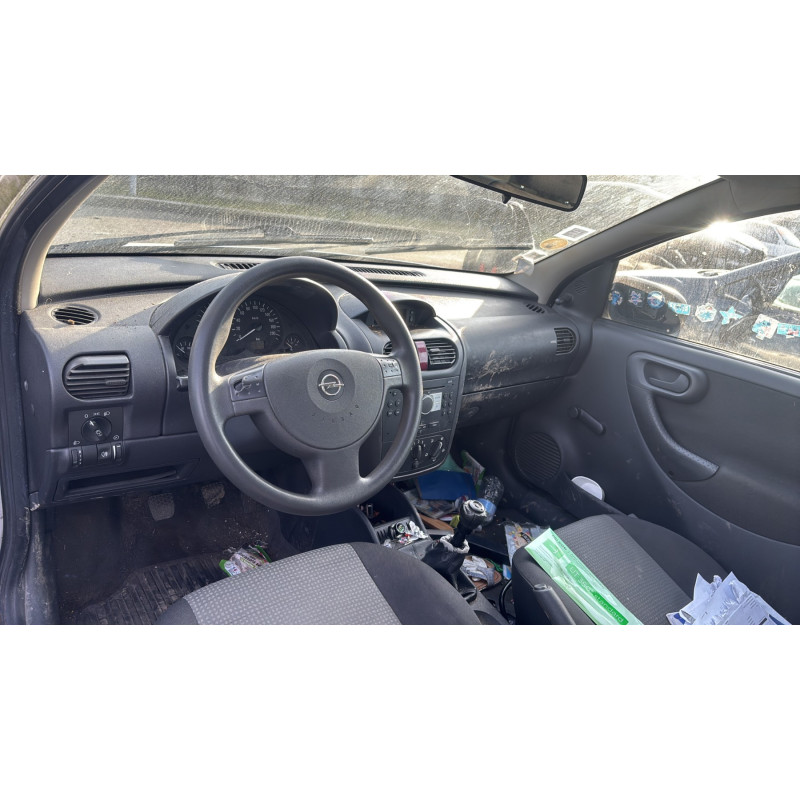 Feu arriere principal gauche (feux) OPEL CORSA C Photo n°14