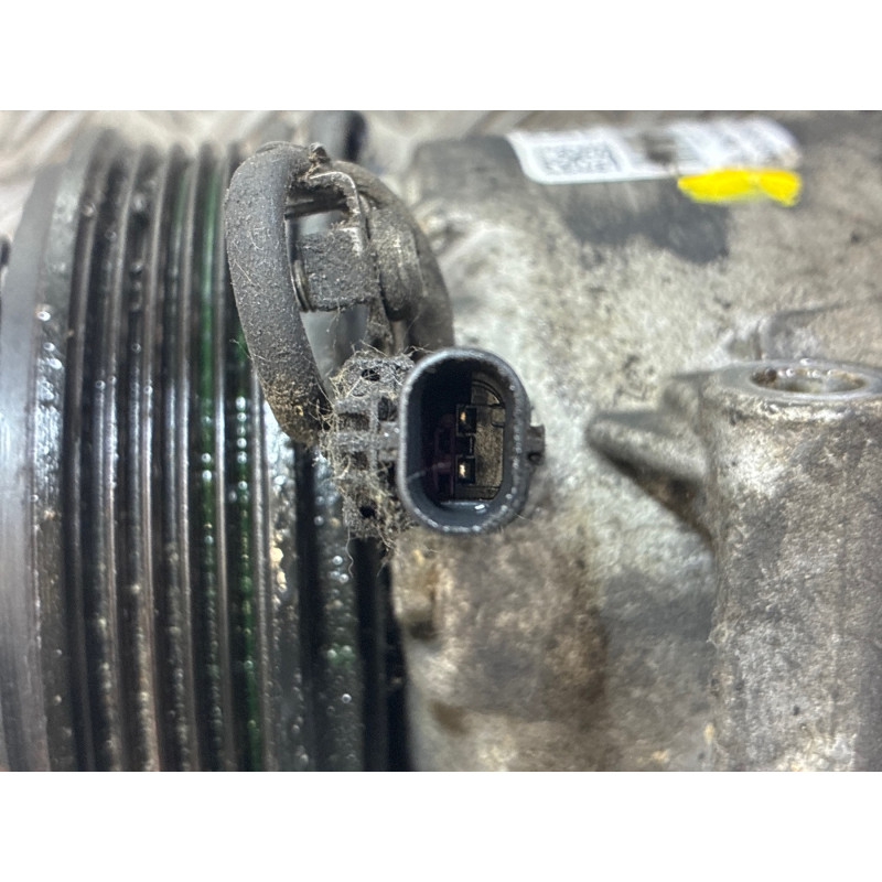 Compresseur clim OPEL MERIVA B Photo n°4