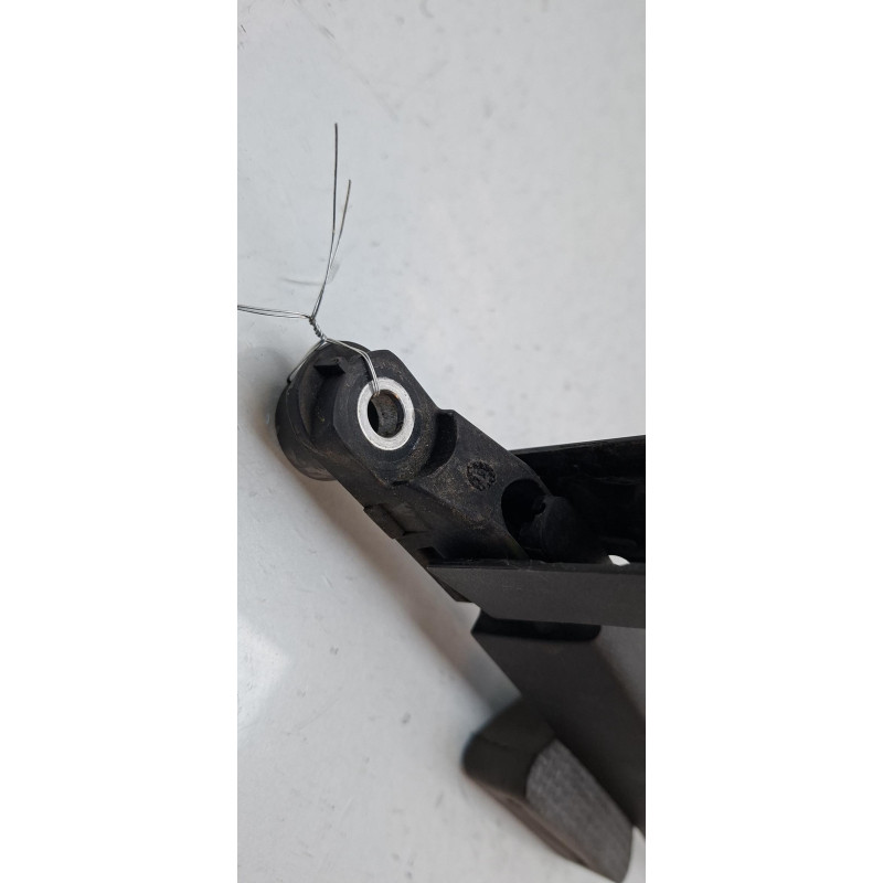 Bras essuie glace arriere OPEL CORSA F Photo n°3