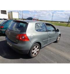 Plage arriere VOLKSWAGEN GOLF 5