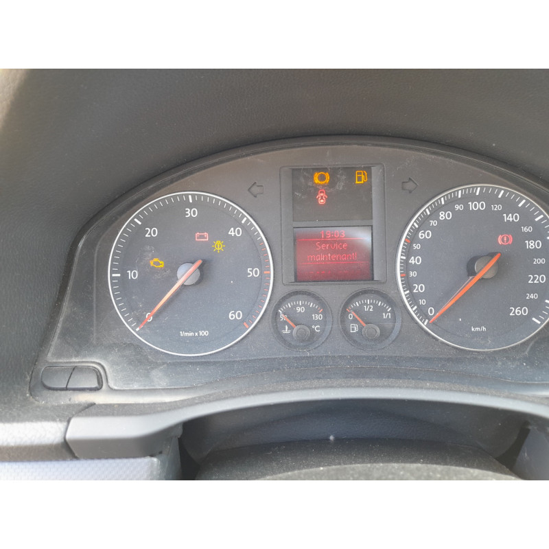 Plage arriere VOLKSWAGEN GOLF 5 Photo n°16