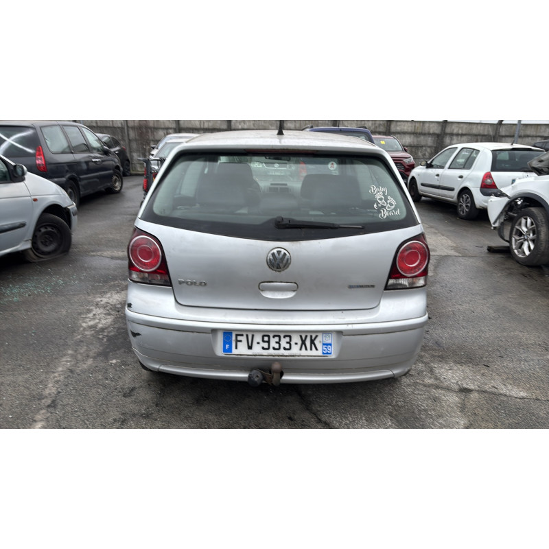 Capot VOLKSWAGEN POLO 4 Photo n°9