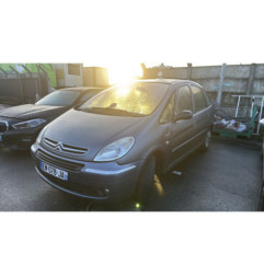 Moteur CITROEN XSARA PICASSO Photo n°1