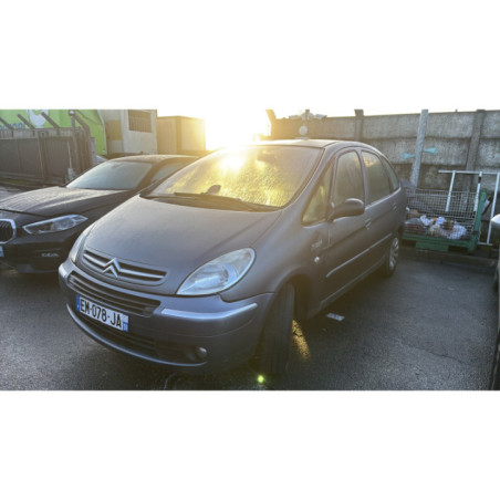 Moteur CITROEN XSARA PICASSO Photo n°1