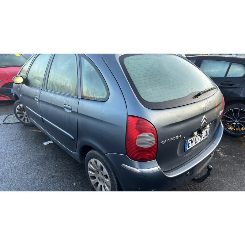 Moteur CITROEN XSARA PICASSO Photo n°7