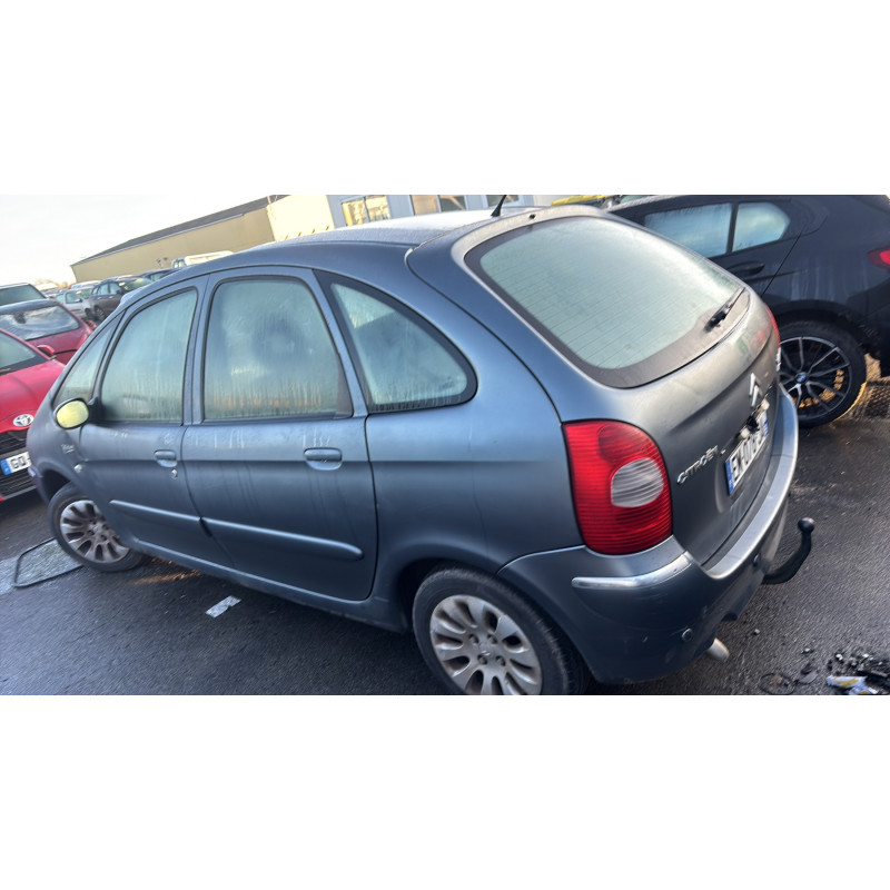 Moteur CITROEN XSARA PICASSO Photo n°8