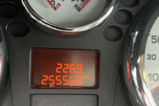 Pare boue avant gauche PEUGEOT 207