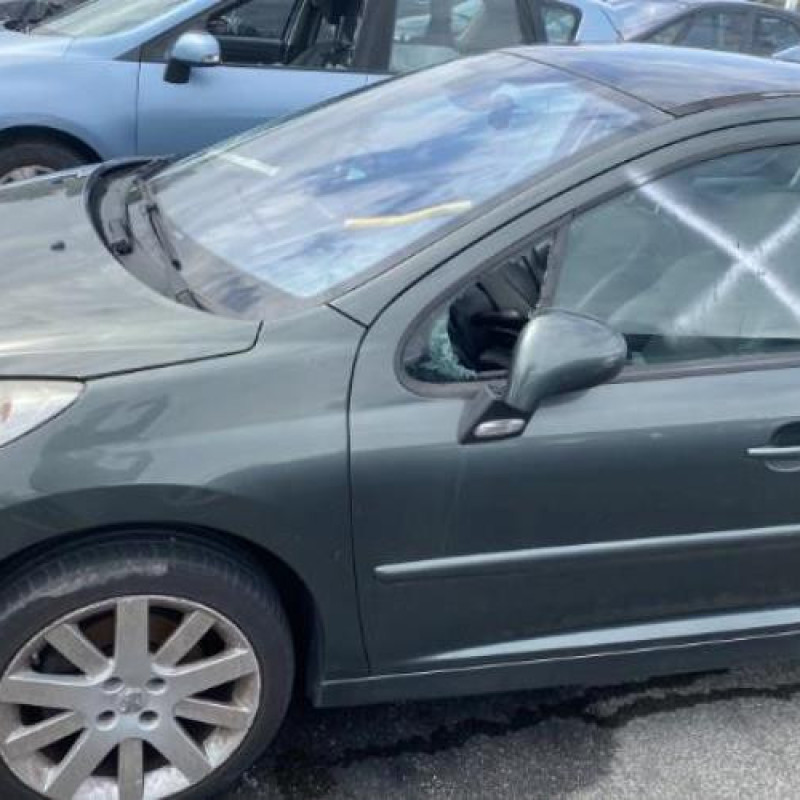 Pare boue avant gauche PEUGEOT 207 Photo n°16