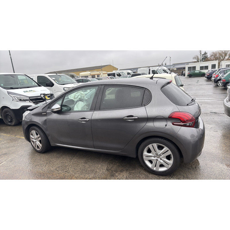 Ecran GPS PEUGEOT 208 1 Photo n°10