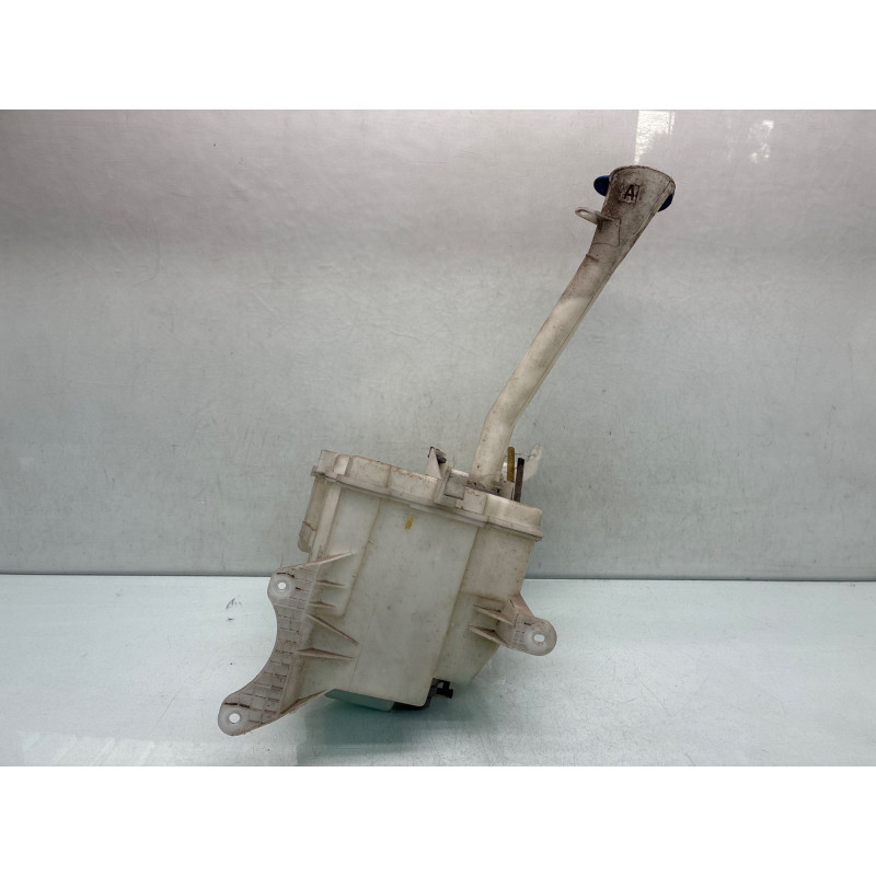 Vase de lave glace TOYOTA VERSO Photo n°1