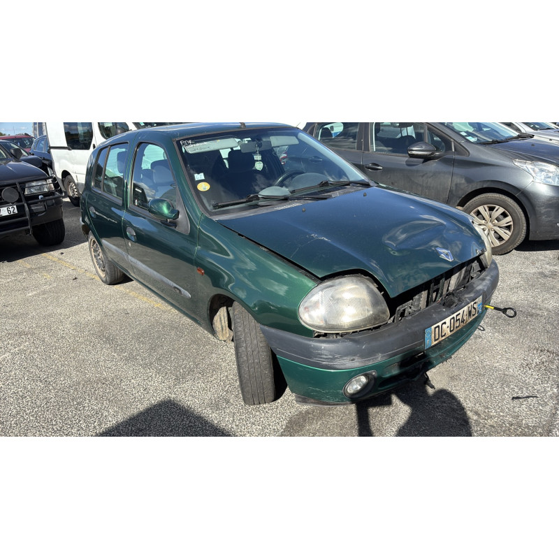 Anti brouillard droit (feux) RENAULT CLIO 2 Photo n°6