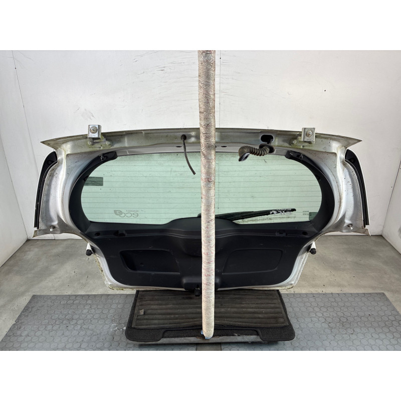 Malle/Hayon arriere RENAULT CLIO 3 Photo n°4